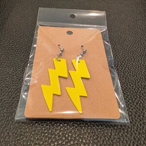 LeSpoon Vibrant Yellow Lightning Bolt Earrings